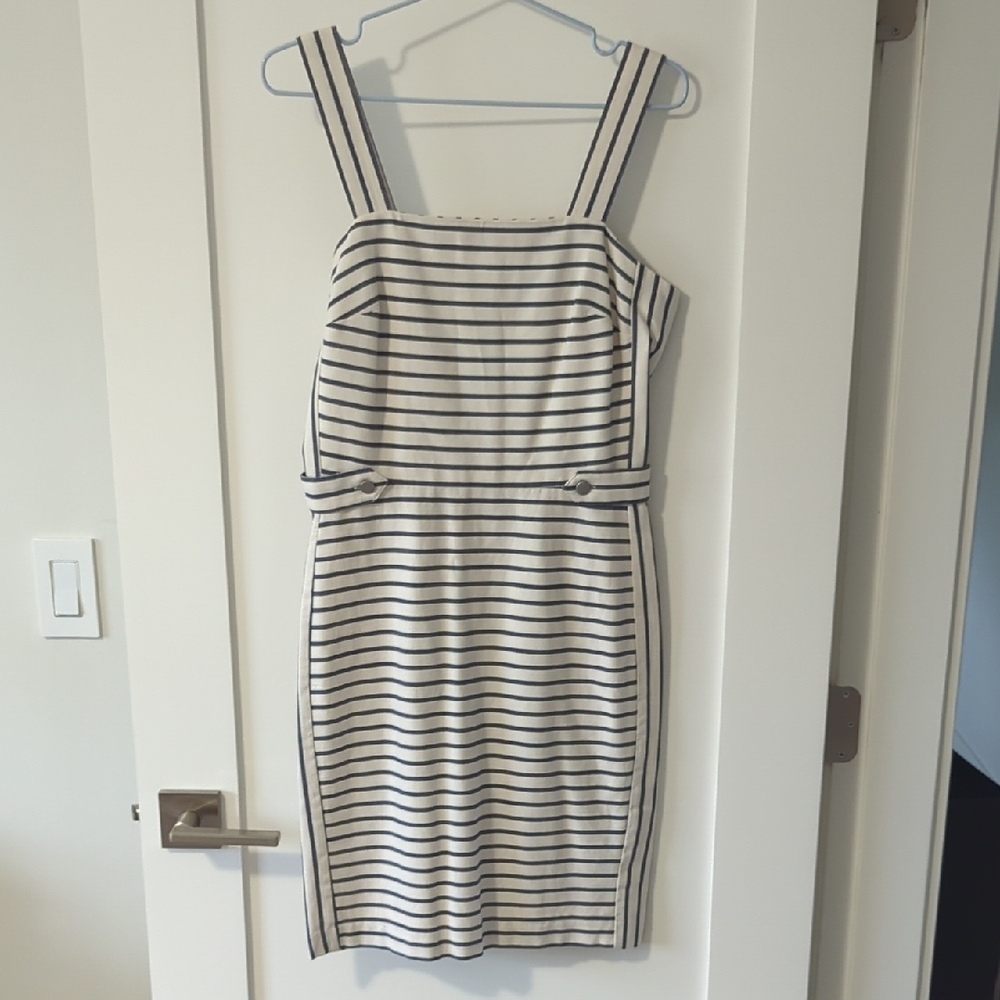 Banana Republic White and Gray Sheath Mini Dress